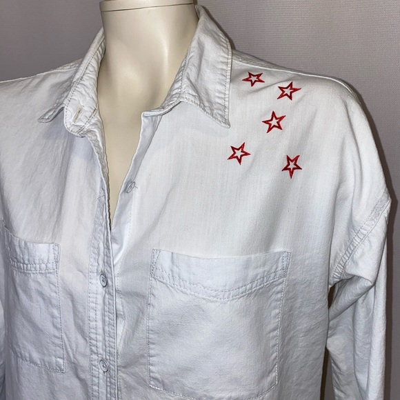 AMERICAN FLAG GUITAR GRAPHIC BACK BUTTON DOWN - Picture 4 of 6